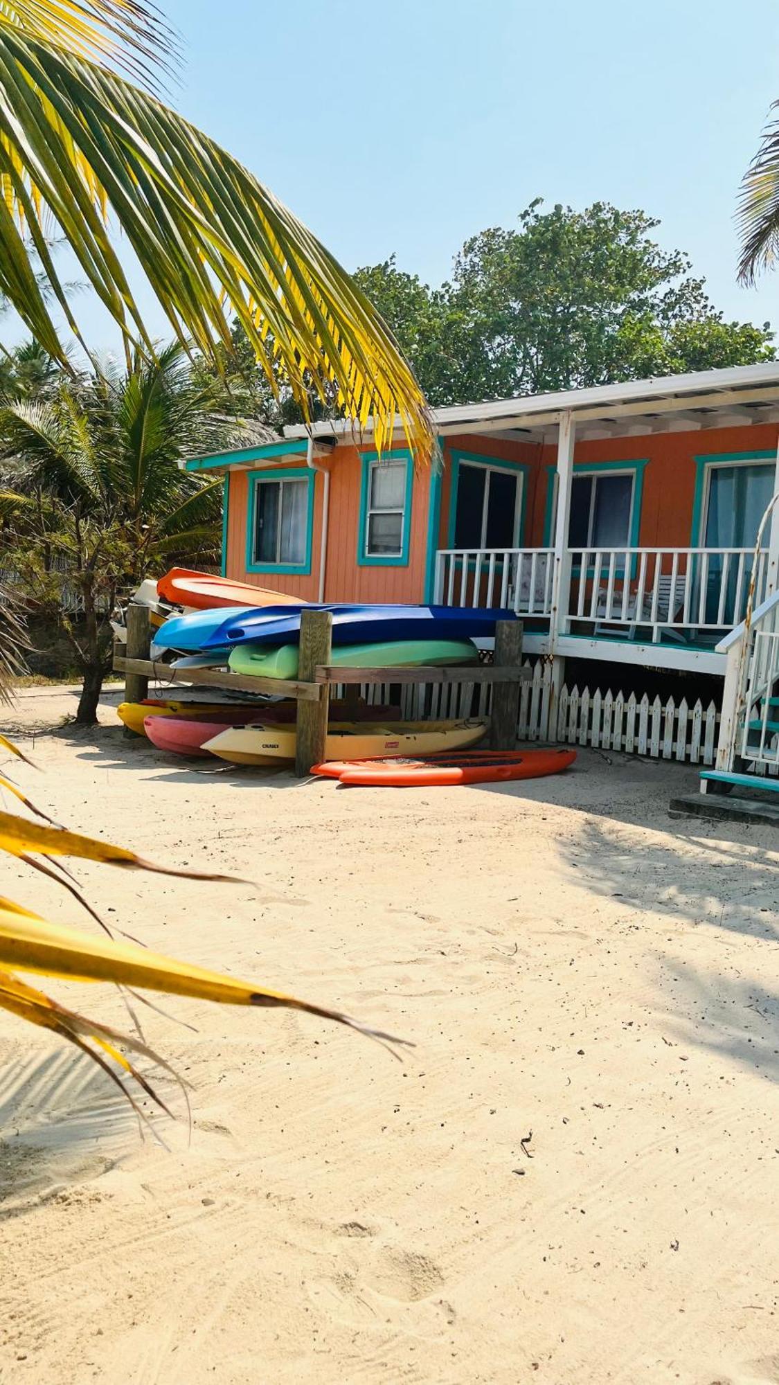 Coral Cove Inn Maya Beach Buitenkant foto